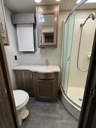 2018 Seneca 37FS