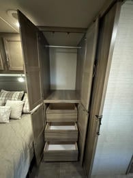 2018 Seneca 37FS