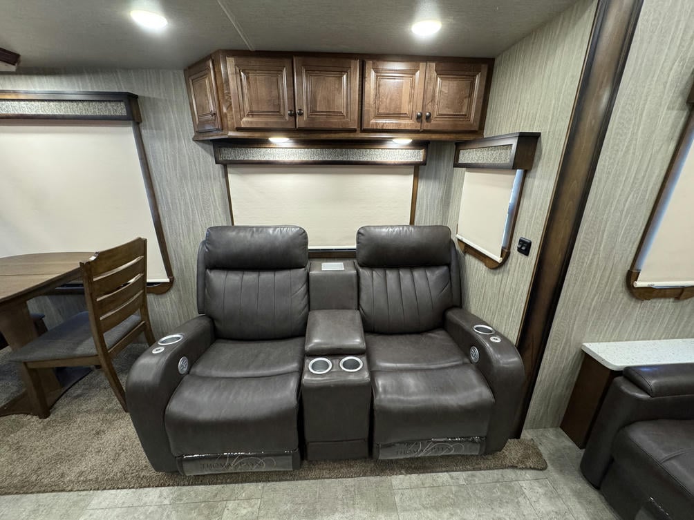 2019 Big Country 3560SS