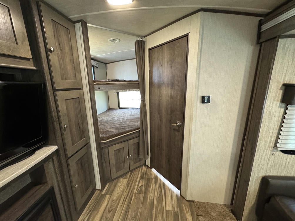 2019 MPG 2750BH