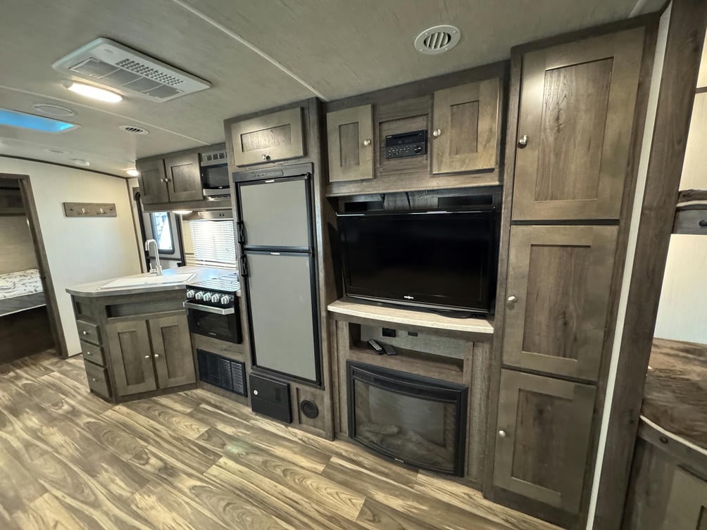 2019 MPG 2750BH