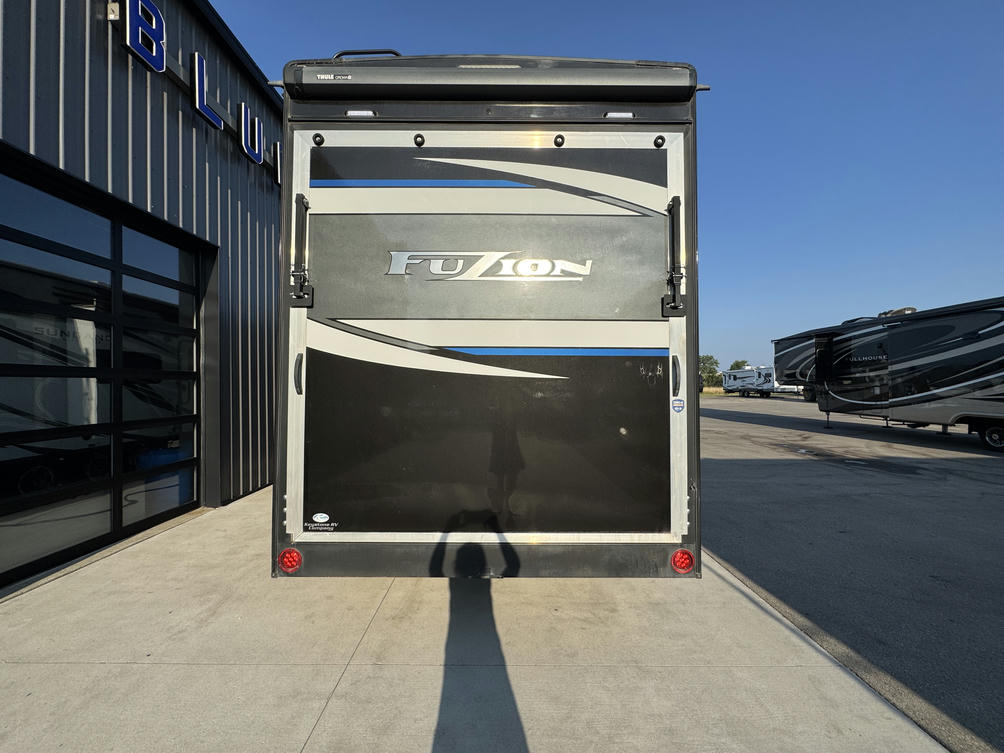 2020 Fuzion 429