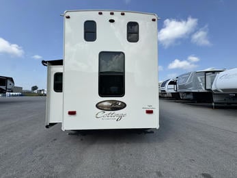 2021 Cedar Creek 40CDL