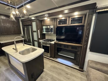 2021 Cedar Creek 40CDL