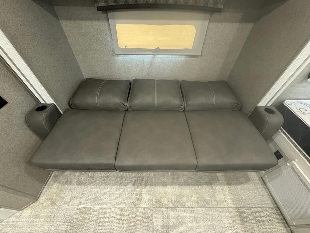2021 Flagstaff E-Pro E19FBS