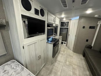 2021 Flagstaff E-Pro E19FBS