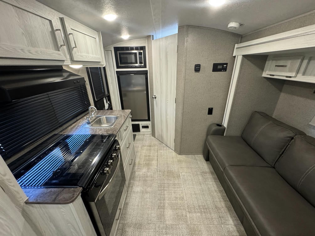2021 Flagstaff E-Pro E19FBS