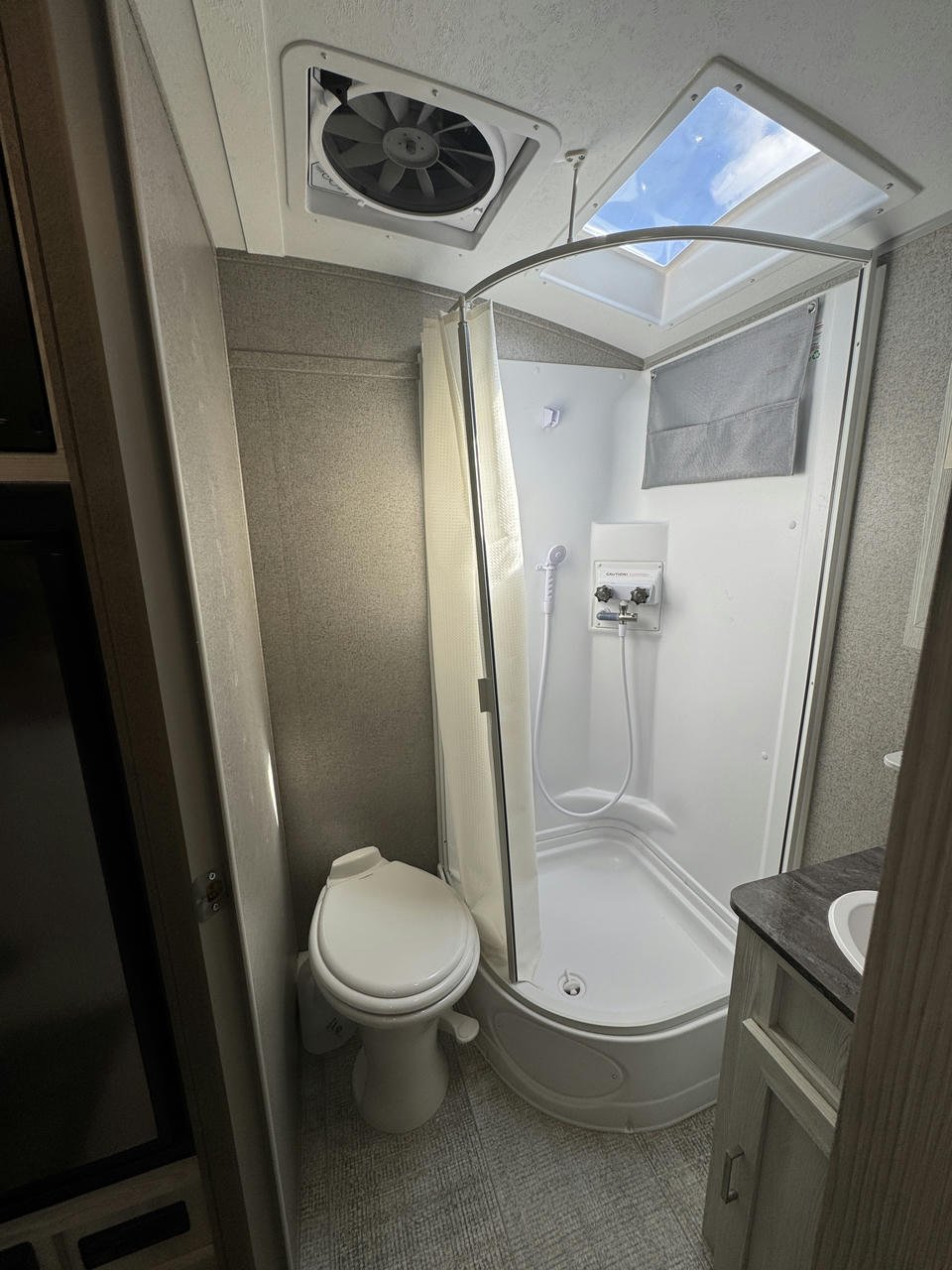 2021 Flagstaff E-Pro E19FBS
