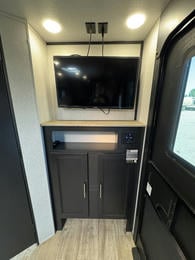 2021 Grey Wolf 26RR