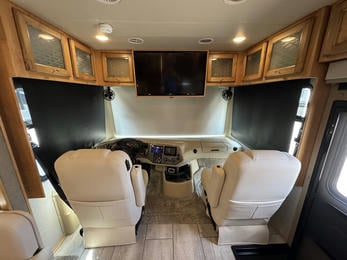 2021 Open Road Allegro 32 SA