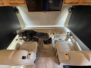 2021 Open Road Allegro 32 SA