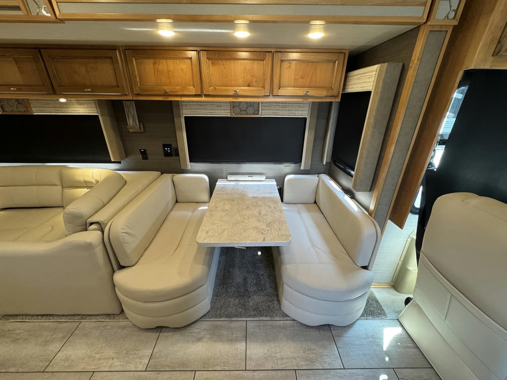2021 Open Road Allegro 32 SA