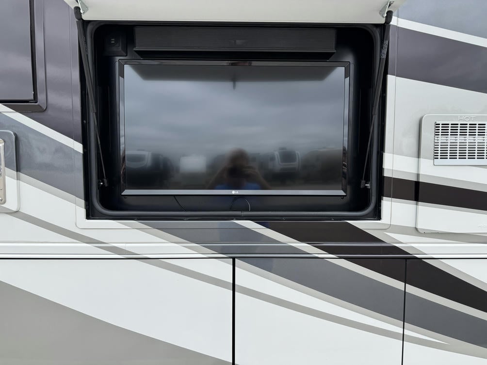 2021 Open Road Allegro 32 SA