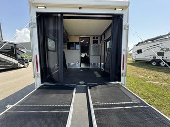 2021 Outlaw 29J