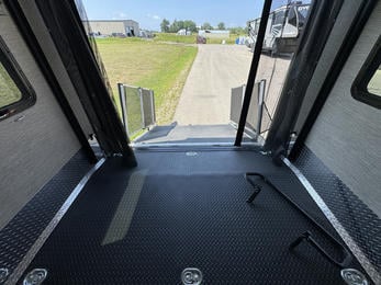 2021 Outlaw 29J