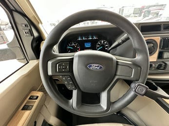 2021 Quantum  RS25