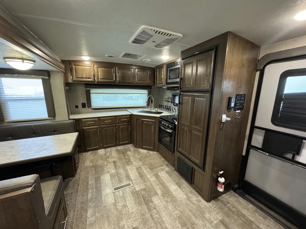 2021 Rockwood 2608BS