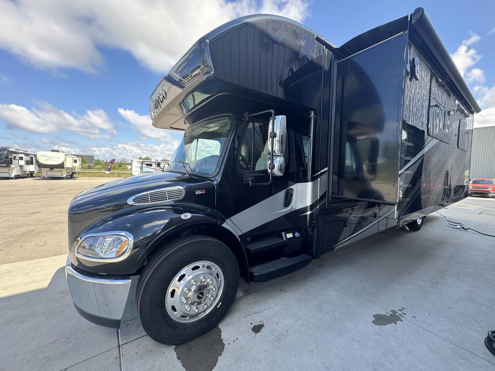 2021 Seneca 37K