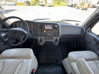 2021 Seneca 37K