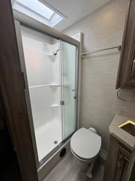 2021 Seneca 37K