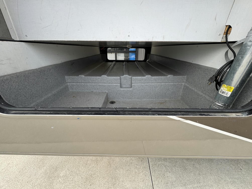 2021 Sunseeker 3050S