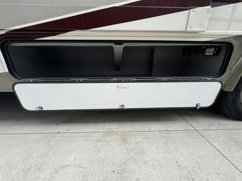 2021 Sunseeker 3050S