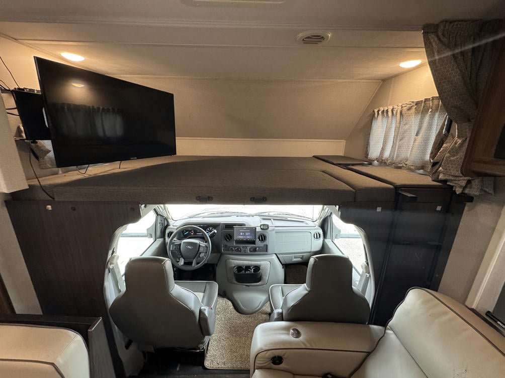 2021 Sunseeker 3050S