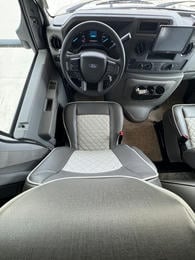 2021 Sunseeker 3050S