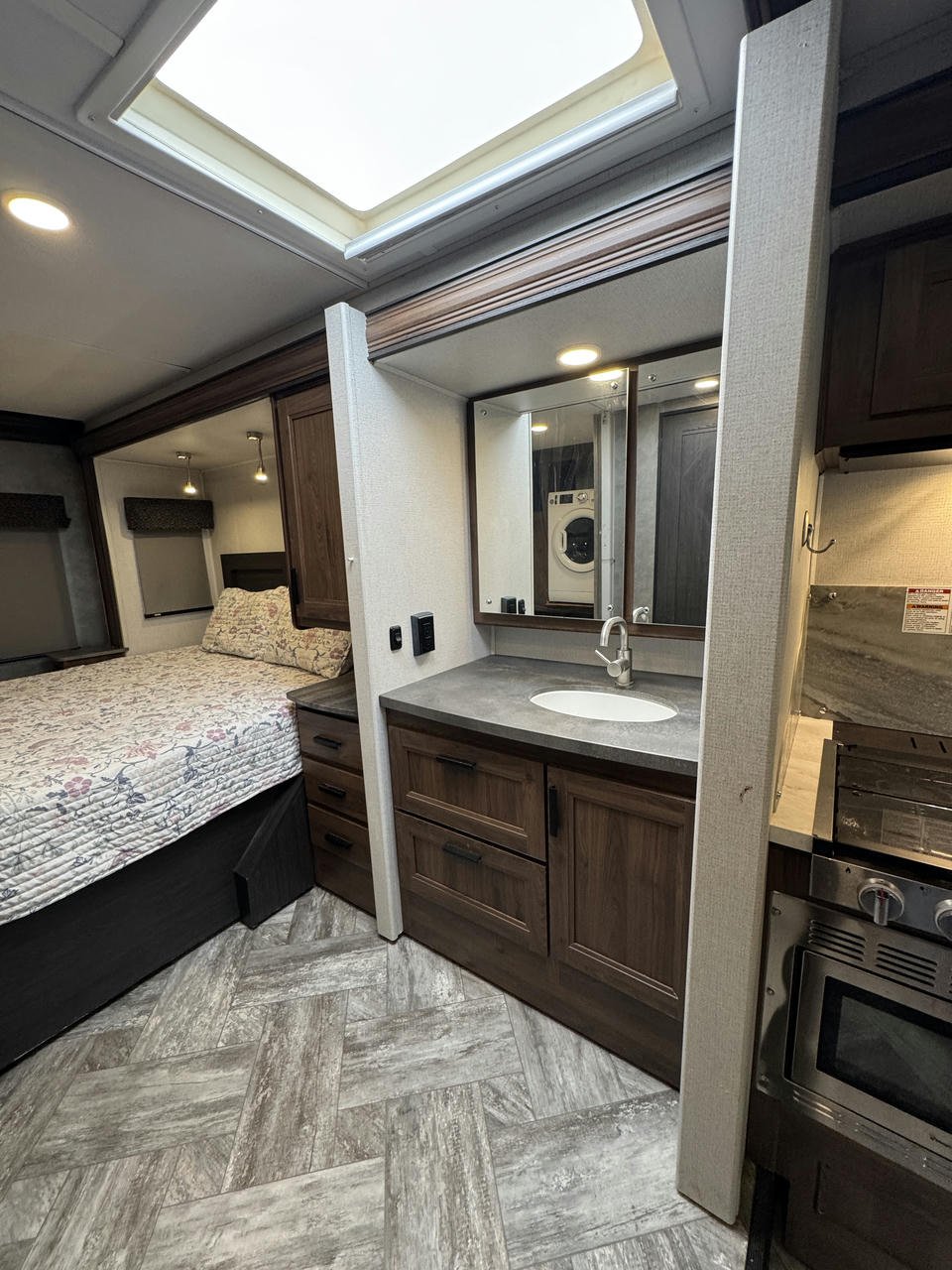 2021 Sunseeker 3050S