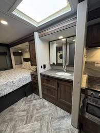 2021 Sunseeker 3050S