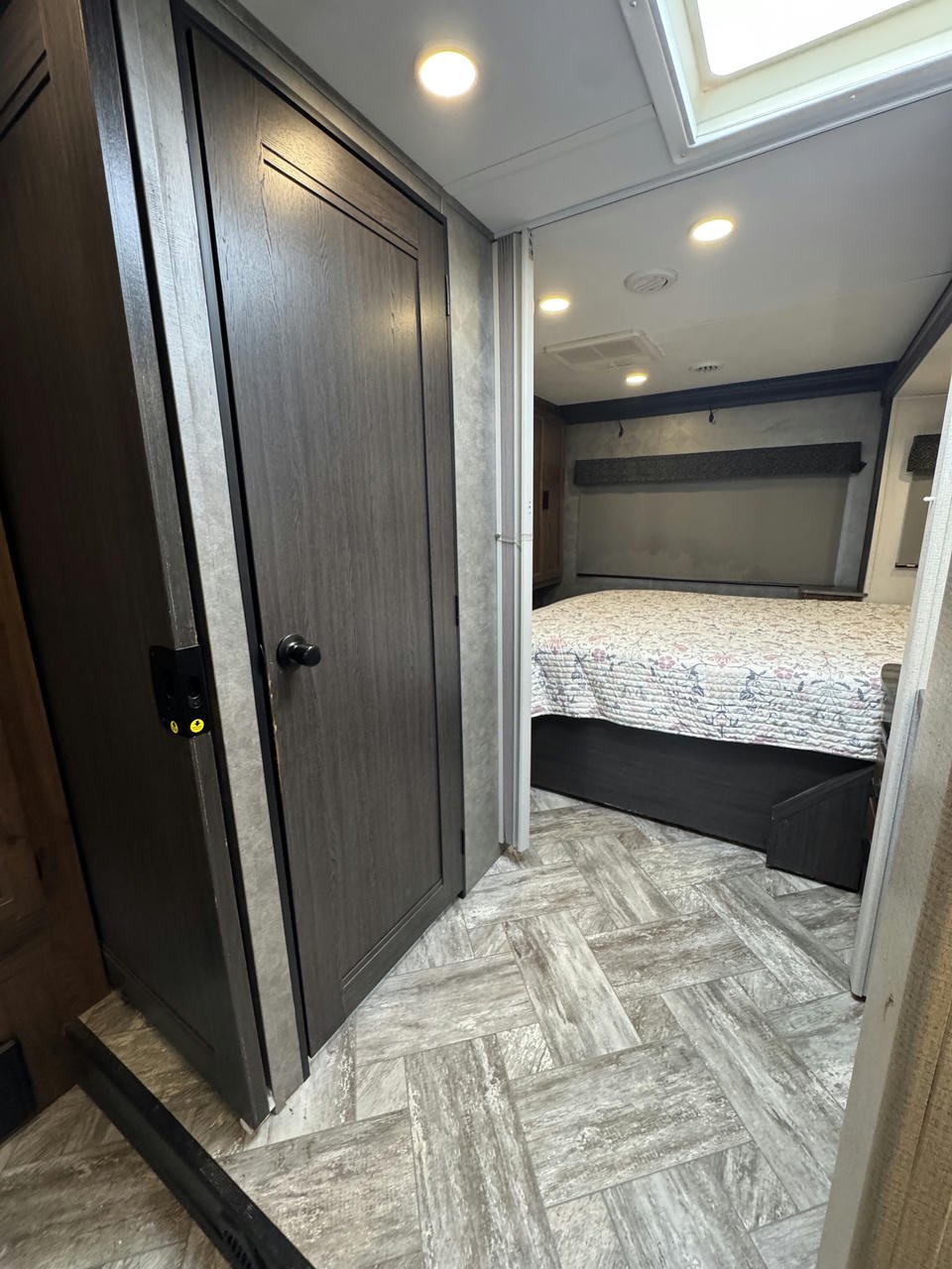 2021 Sunseeker 3050S