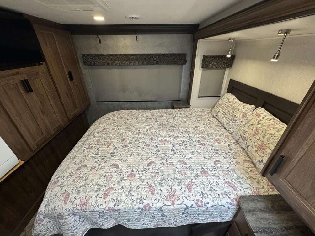 2021 Sunseeker 3050S