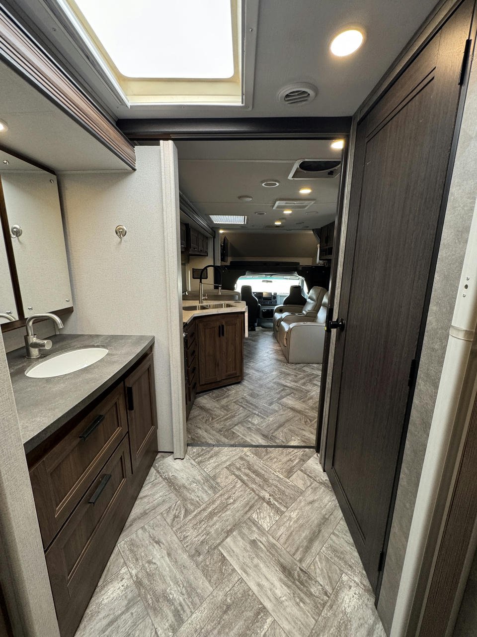 2021 Sunseeker 3050S