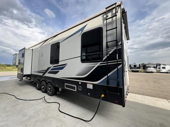 2022 Carbon 398
