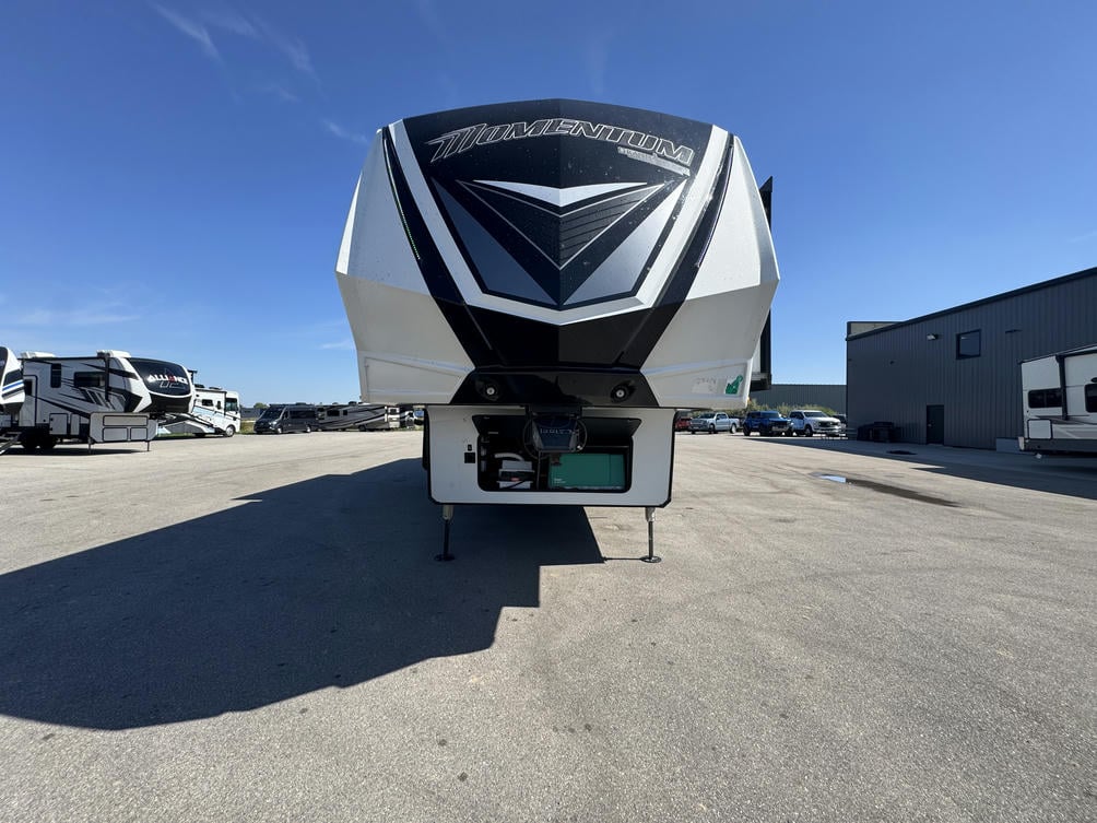 2022 Momentum 395MS-R