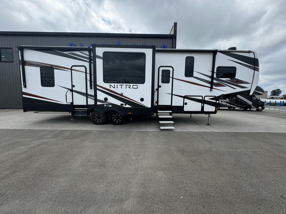 2022 Nitro 321