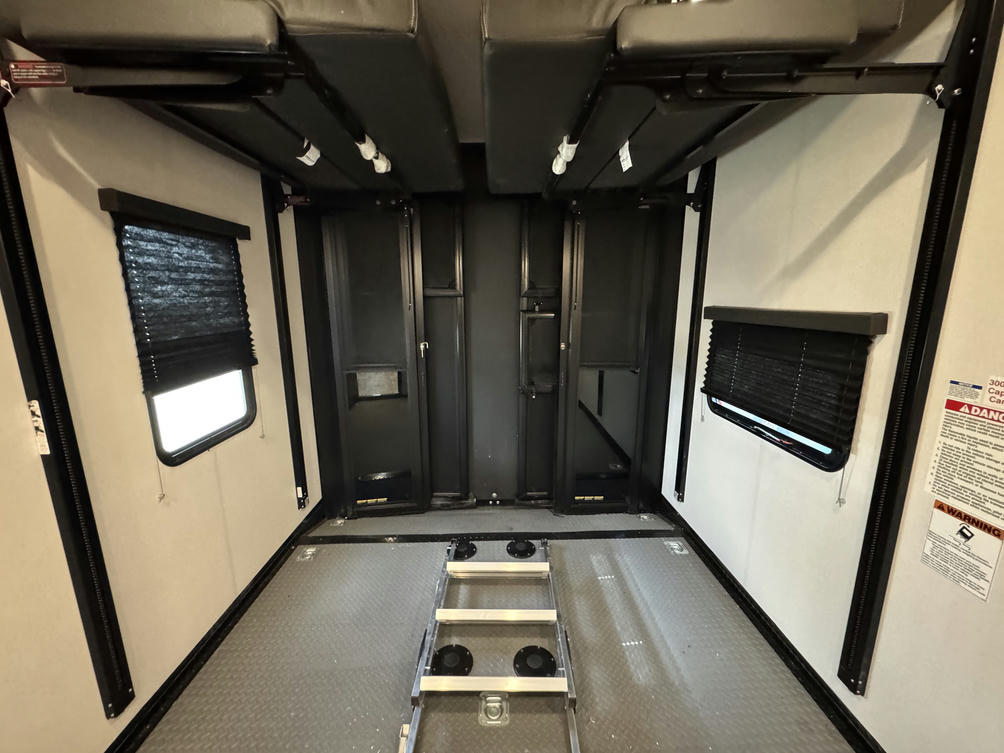 2022 Nitro 321
