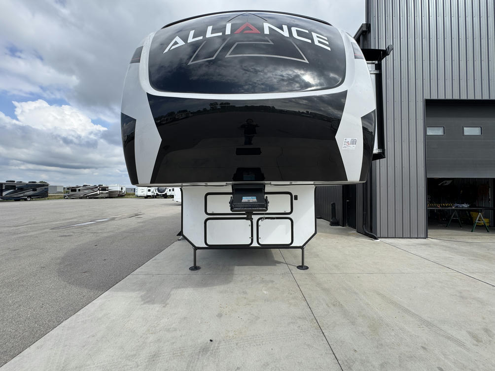 2022 Valor 37V13
