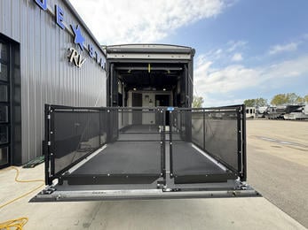 2022 Valor 37V13