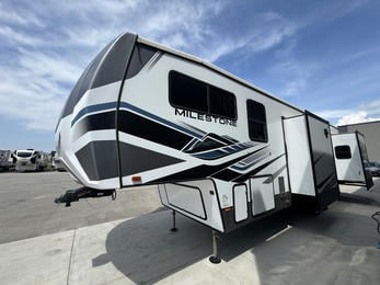 2023 Milestone 321FL