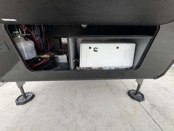 2023 Momentum 395MS