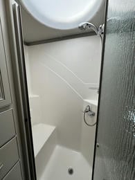 2023 Navigator  38K
