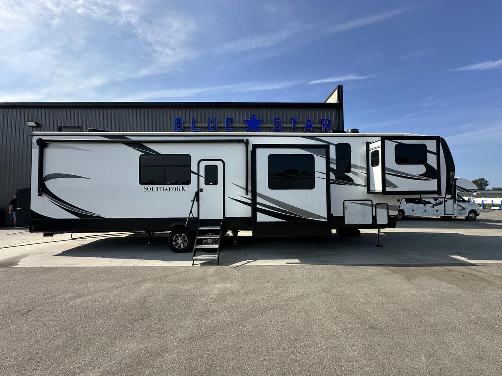 2023 South Fork 3710FLMB