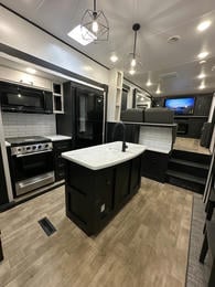 2023 South Fork 3710FLMB