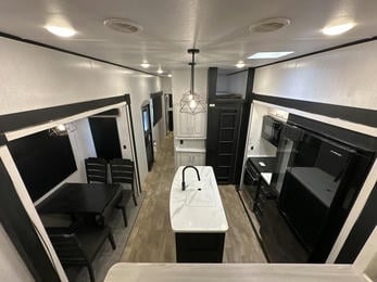 2023 South Fork 3710FLMB