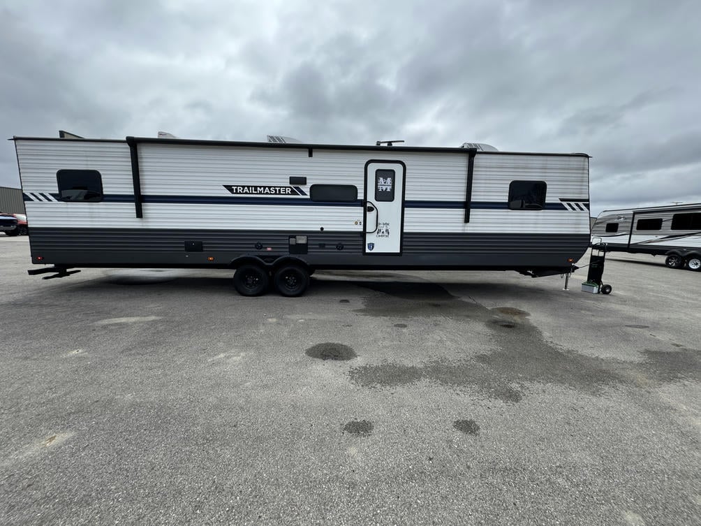 2023 Trail Master 33DBDB