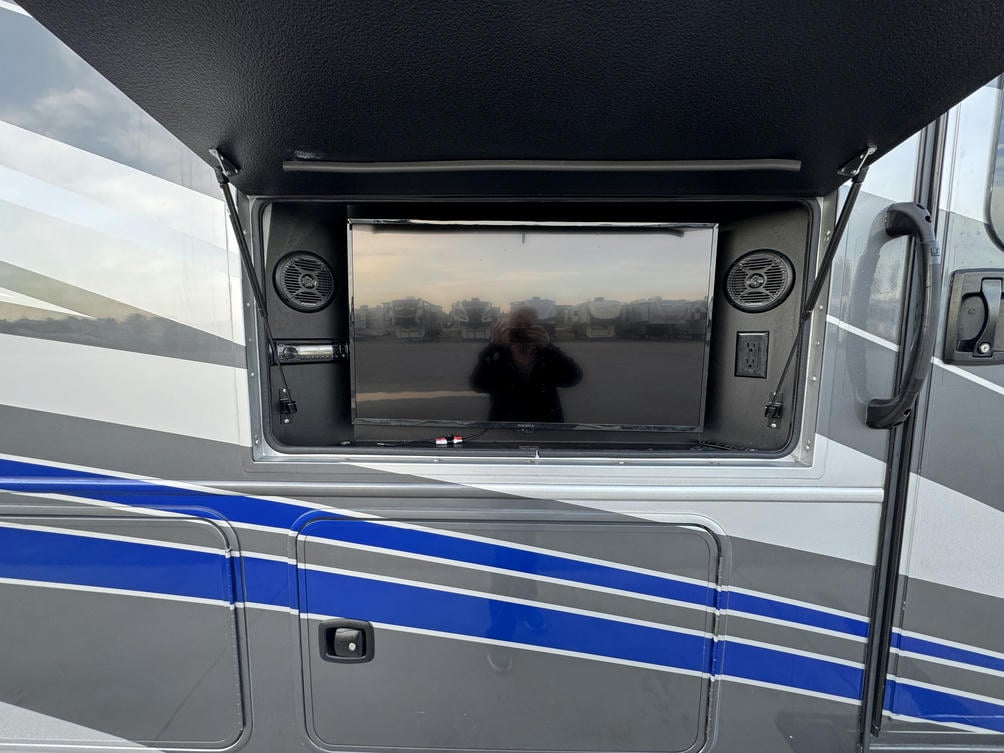 2023 Vision XL 34B