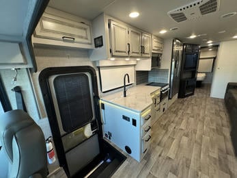 2023 Vision XL 34B