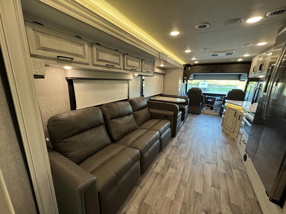 2023 Vision XL 34B