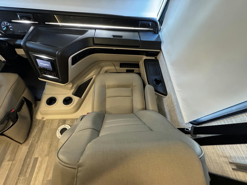 2023 Vision XL 34G 